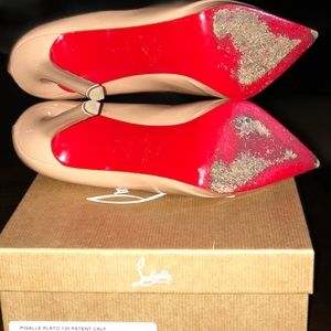 Slightly worn Authentic Christian Louboutin